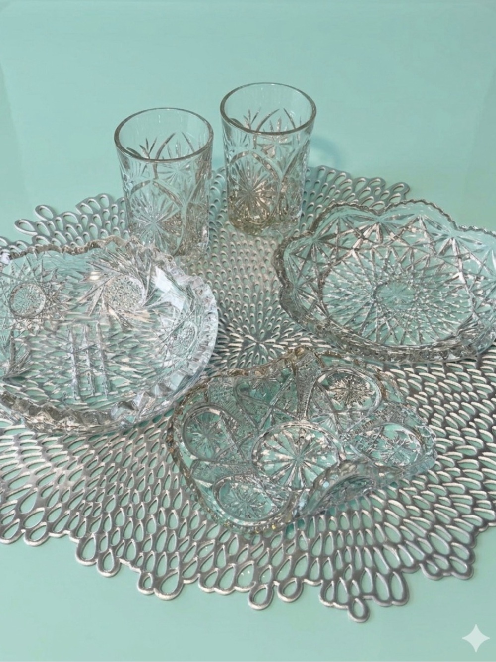 🌸 Lot of 5 Pieces of Vintage Glassware